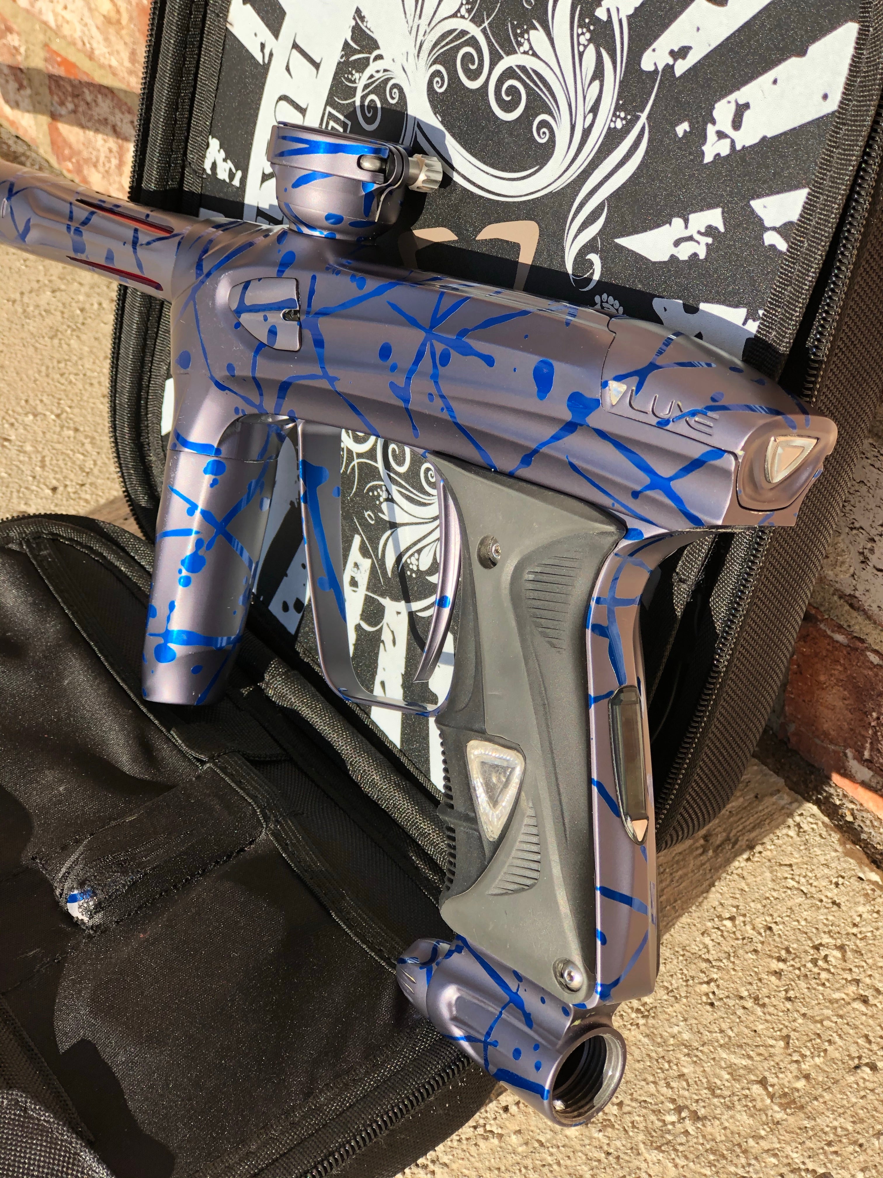 Used DLX Luxe 2.0 Oled Paintball Gun - Grey / Blue Splash LIMITED